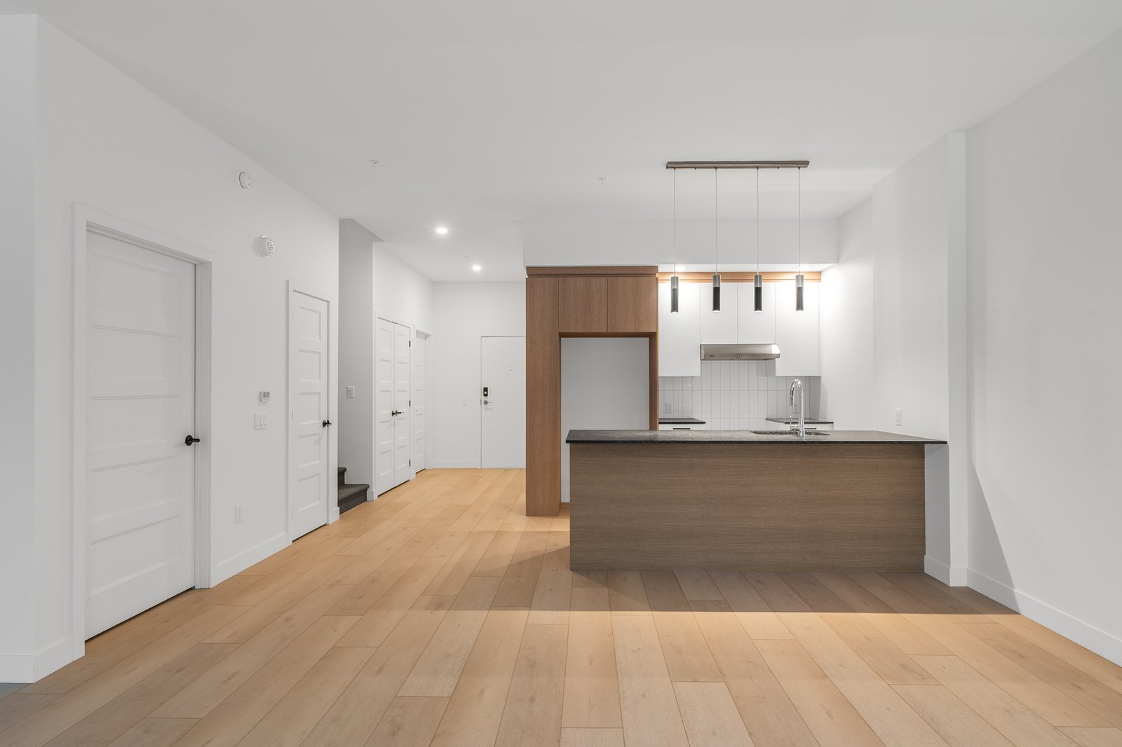 Appartement 4 ( 6 et demi)